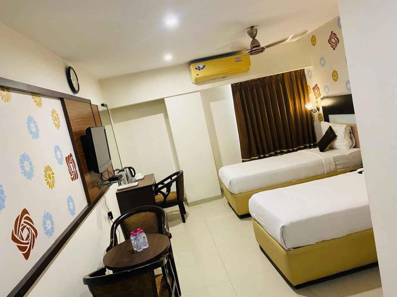Hotel Sitara Grand L.B. Nagar Χιντεραμπάντ Εξωτερικό φωτογραφία